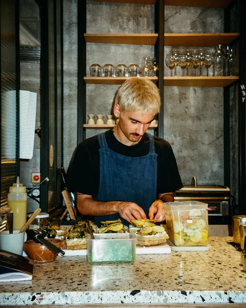 cuisine ouverte, service