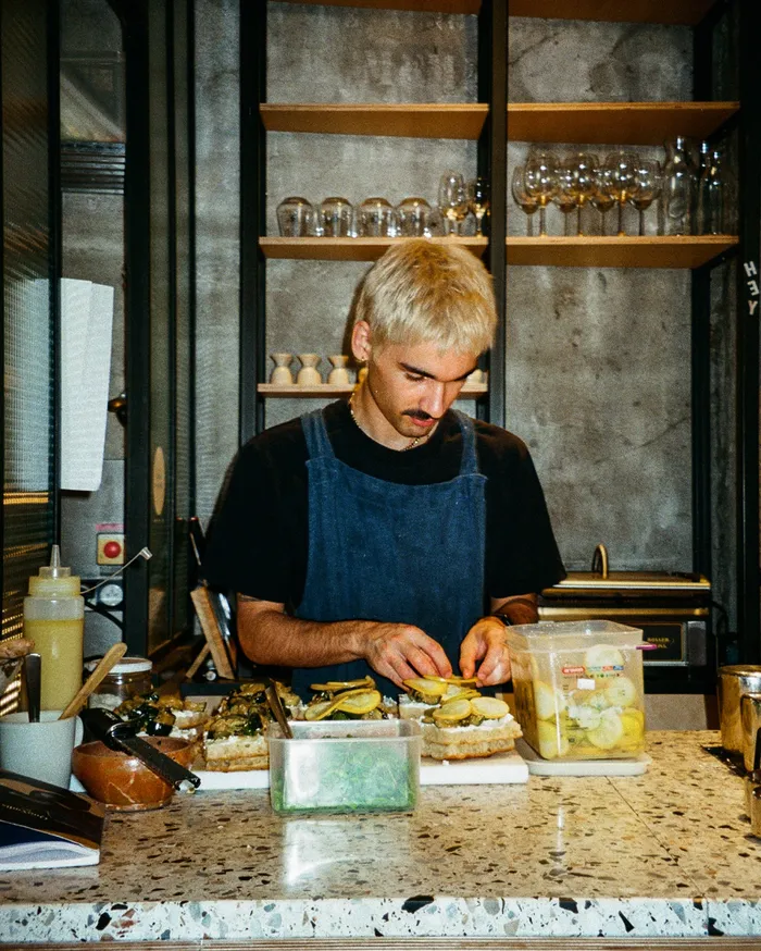 cuisine ouverte, service